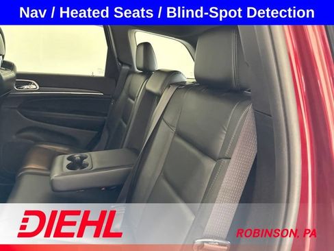 Used 2020 Jeep Grand Cherokee Limited AWD/4WD image 17