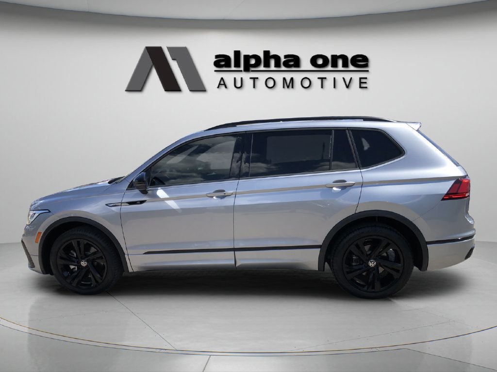 Used 2024 Volkswagen Tiguan SE R-Line FWD image 7