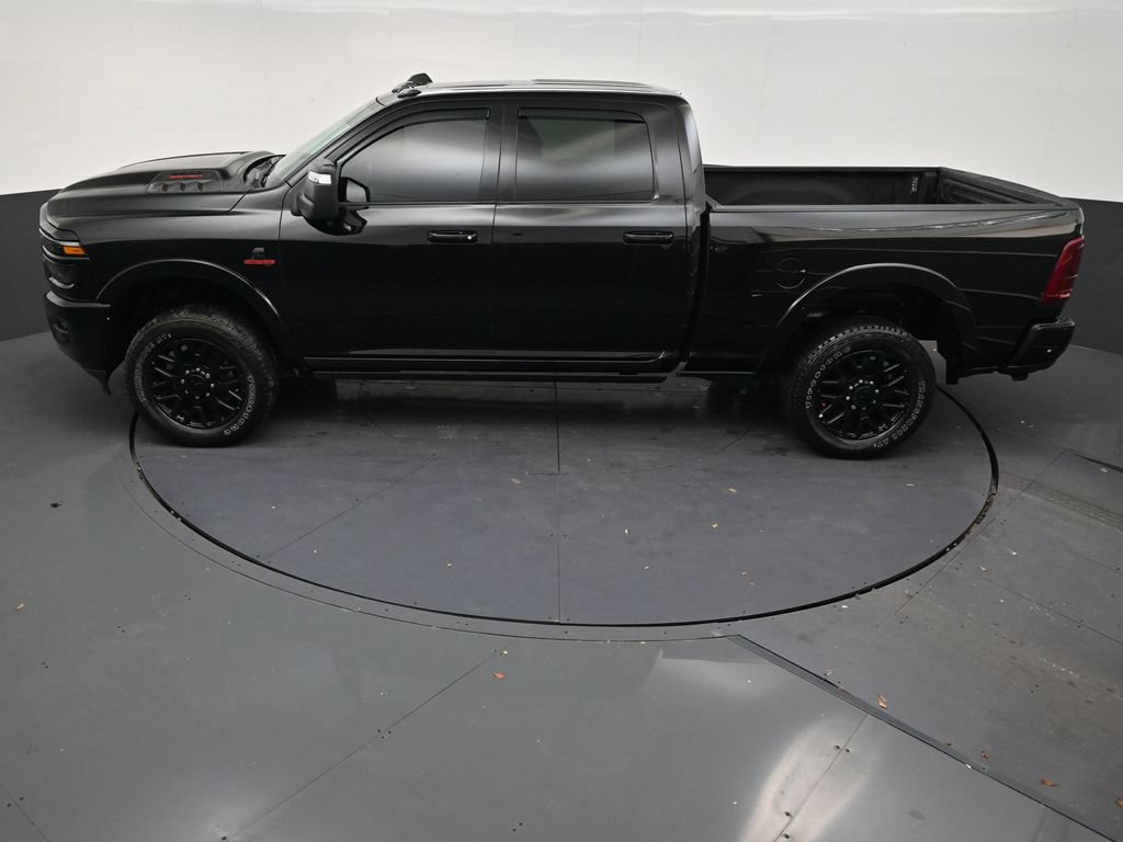 Used 2026 RAM 2500 Limited AWD/4WD image 13