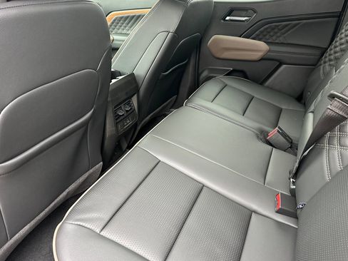 New 2026 GMC Canyon Denali image 13