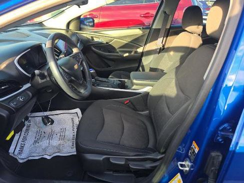 Used 2017 Chevrolet Volt LT image 7