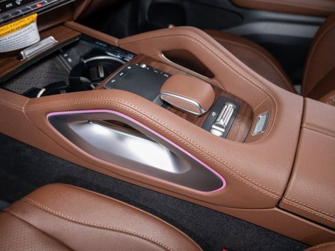 New 2026 Mercedes-Benz GLS 450 450 4MATIC® SUV image 19