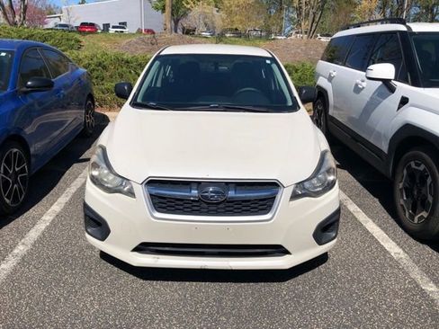 Used 2014 Subaru Impreza 2.0i image 2