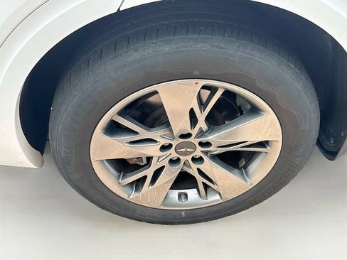 Used 2022 Genesis GV70 3.5T Sport w/ Sport Advanced Package AWD/4WD image 37