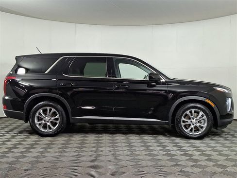 Used 2021 Hyundai Palisade SE w/ Winter Package image 10