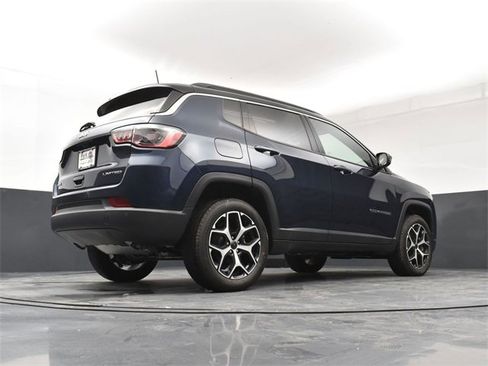 New 2026 Jeep Compass Limited image 24