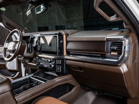 Used 2023 Ford F250 King Ranch w/ Chrome Package image 18