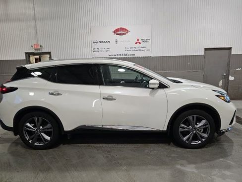 Certified 2024 Nissan Murano Platinum w/ Cargo Package image 2