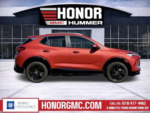 Used 2024 Buick Encore GX Sport Touring w/ Comfort Package FWD image 2