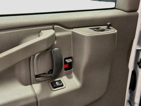 Used 2025 GMC Savana 2500 w/ Driver Convenience Package RWD image 13
