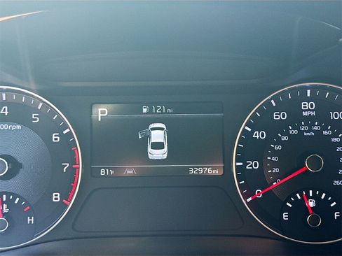 Used 2022 Kia Forte GT image 12