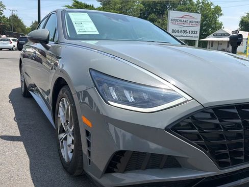 Used 2021 Hyundai Sonata SEL FWD image 11