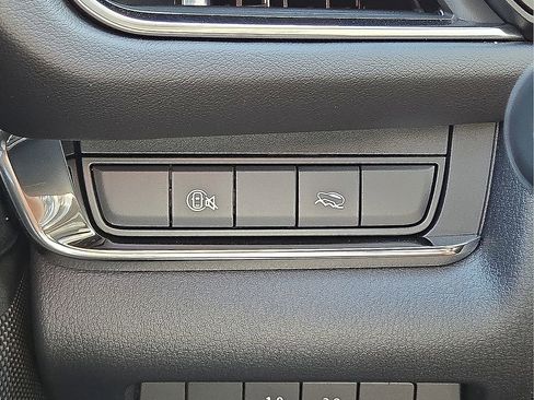 New 2025 MAZDA CX-30 AWD 2.5 S w/ Preferred Package image 30