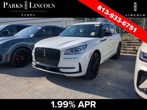 Certified 2025 Lincoln Corsair Reserve w/ Jet Appearance Package FWD image 10