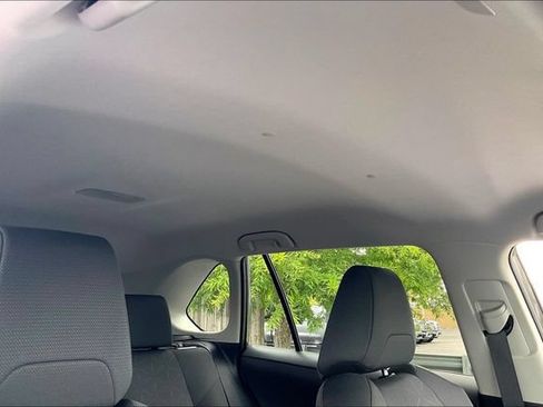 Used 2024 Toyota RAV4 XLE AWD/4WD image 22