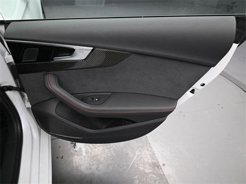 Used 2025 Audi S5 Premium Plus w/ Premium Plus Package image 35