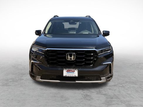 Certified 2023 Honda Pilot Elite image 2