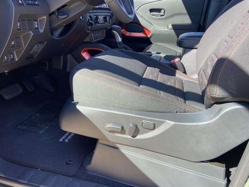 Used 2026 Nissan Frontier PRO-4X w/ Pro-4x Convenience Package image 11