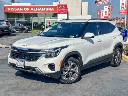 Used 2024 Kia Seltos S FWD image 2