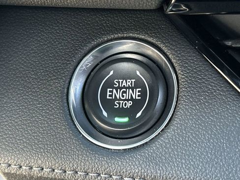 Used 2026 Buick Enclave Preferred w/ Power Package FWD image 17