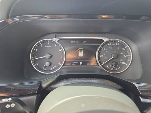 Used 2025 Nissan Pathfinder SV FWD image 13