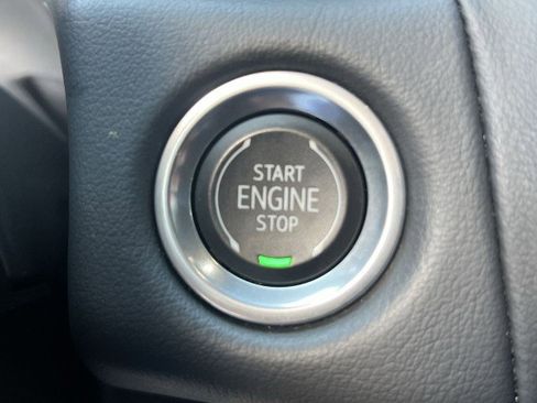 Used 2022 Chevrolet Tahoe LT w/ LT Signature Plus Package image 16