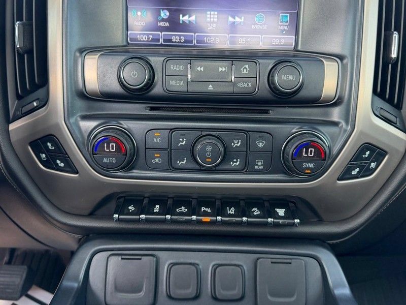 Used 2018 GMC Sierra 2500 Denali w/ Duramax Plus Package AWD/4WD image 14
