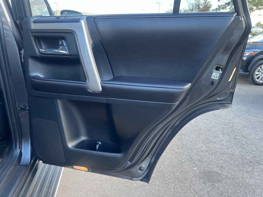 Used 2017 Toyota 4Runner SR5 RWD image 13