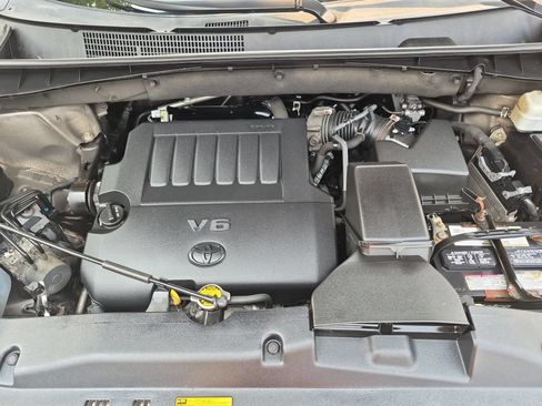 Used 2014 Toyota Highlander XLE AWD/4WD image 34