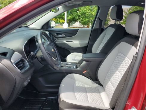 Used 2019 Chevrolet Equinox LT FWD image 5