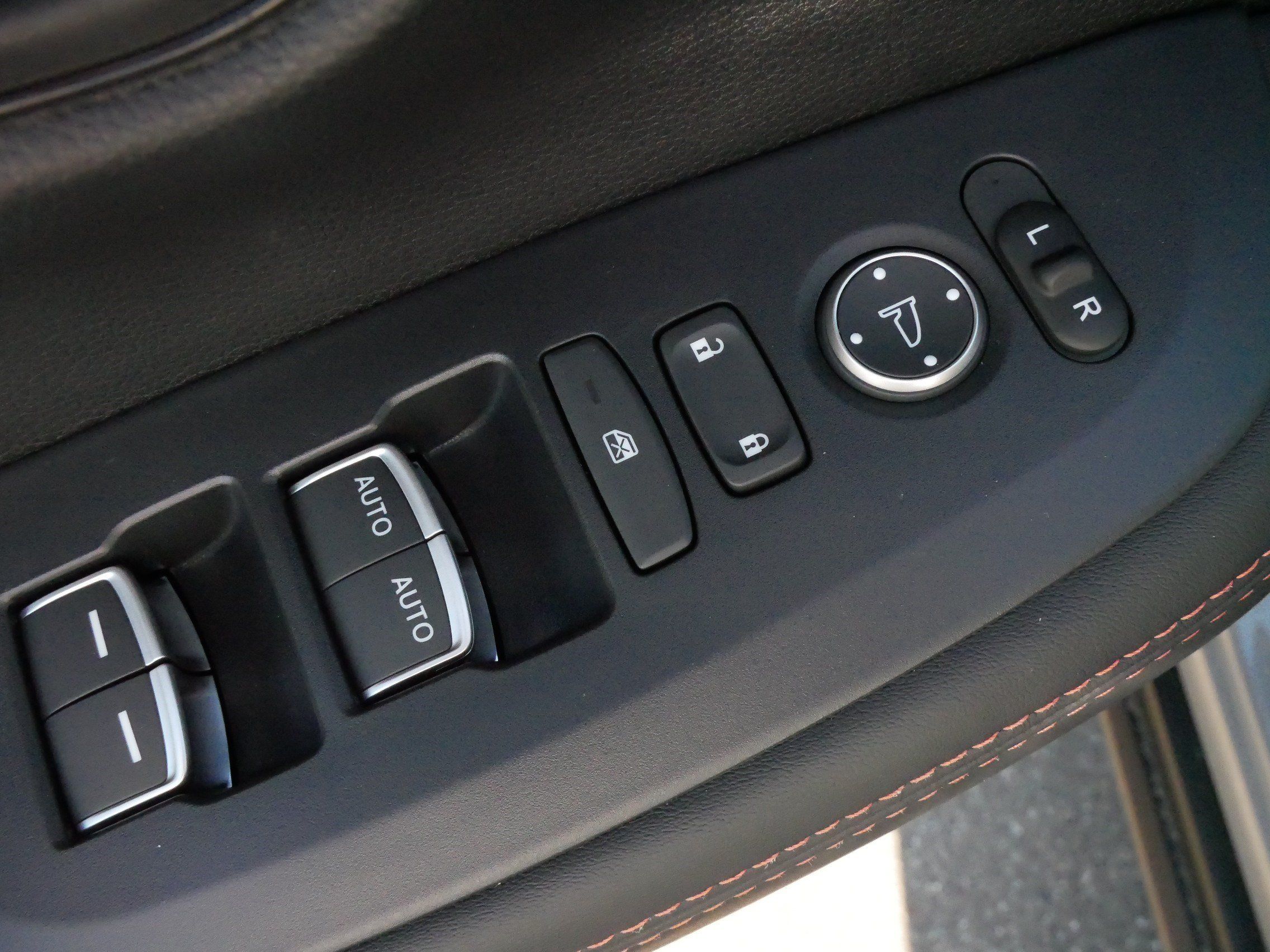 Used 2027 Honda HR-V Sport image 19