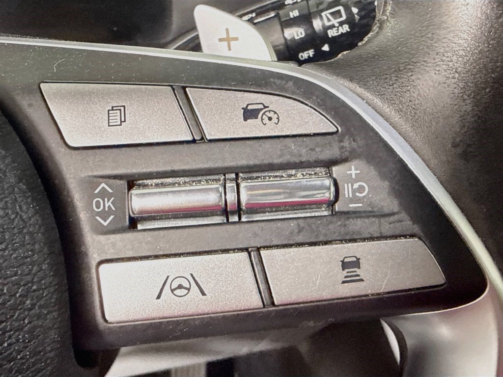 Used 2025 Hyundai Palisade SEL FWD image 14