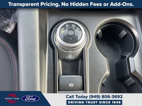 Used 2026 Ford Explorer ST-Line w/ ST-Line Street Pack image 19