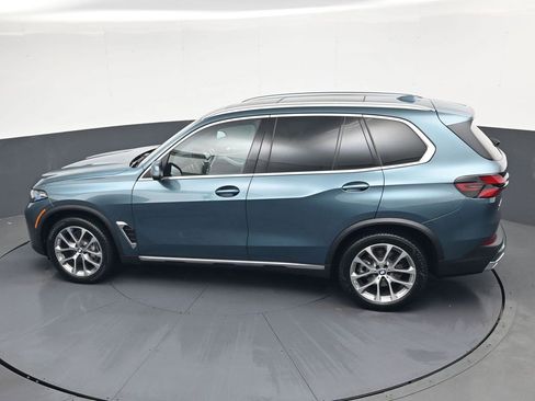 Used 2025 BMW X5 xDrive40i AWD/4WD image 27