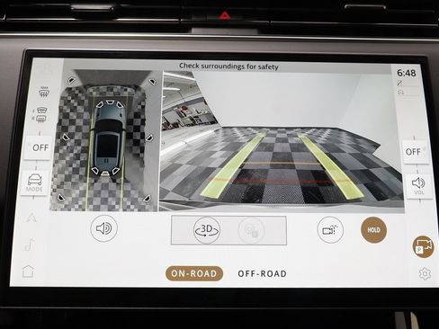 Used 2025 Land Rover Range Rover Sport SE image 11