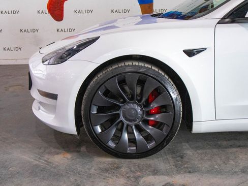 Used 2023 Tesla Model 3 Performance image 16