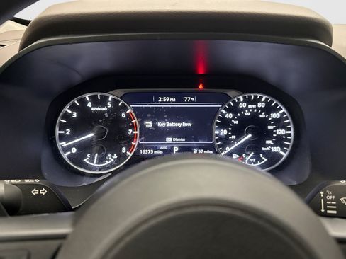 Used 2023 Nissan Rogue S AWD/4WD image 9