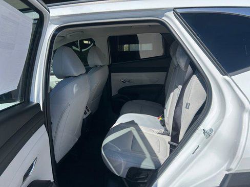 New 2026 Hyundai Tucson SEL FWD image 24