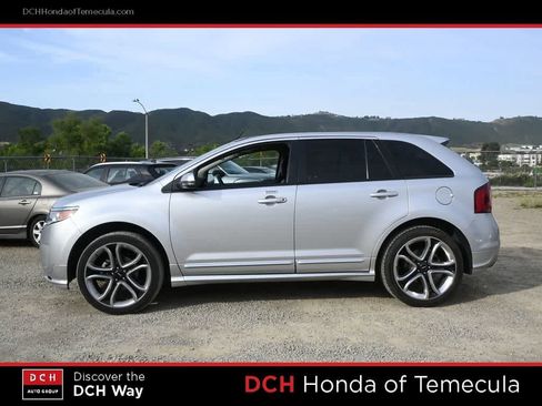 Used 2013 Ford Edge Sport w/ Driver Entry Pkg image 4