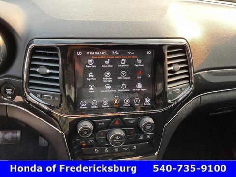 Used 2021 Jeep Grand Cherokee Trailhawk w/ Premium Lighting Group AWD/4WD image 35