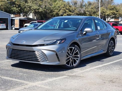 New 2026 Toyota Camry XLE image 1