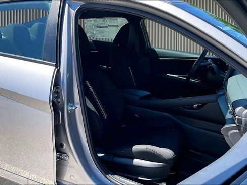 New 2026 Hyundai Elantra Sport FWD image 9