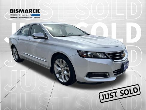 Used 2017 Chevrolet Impala Premier w/ Enhanced Convenience Package FWD image 2