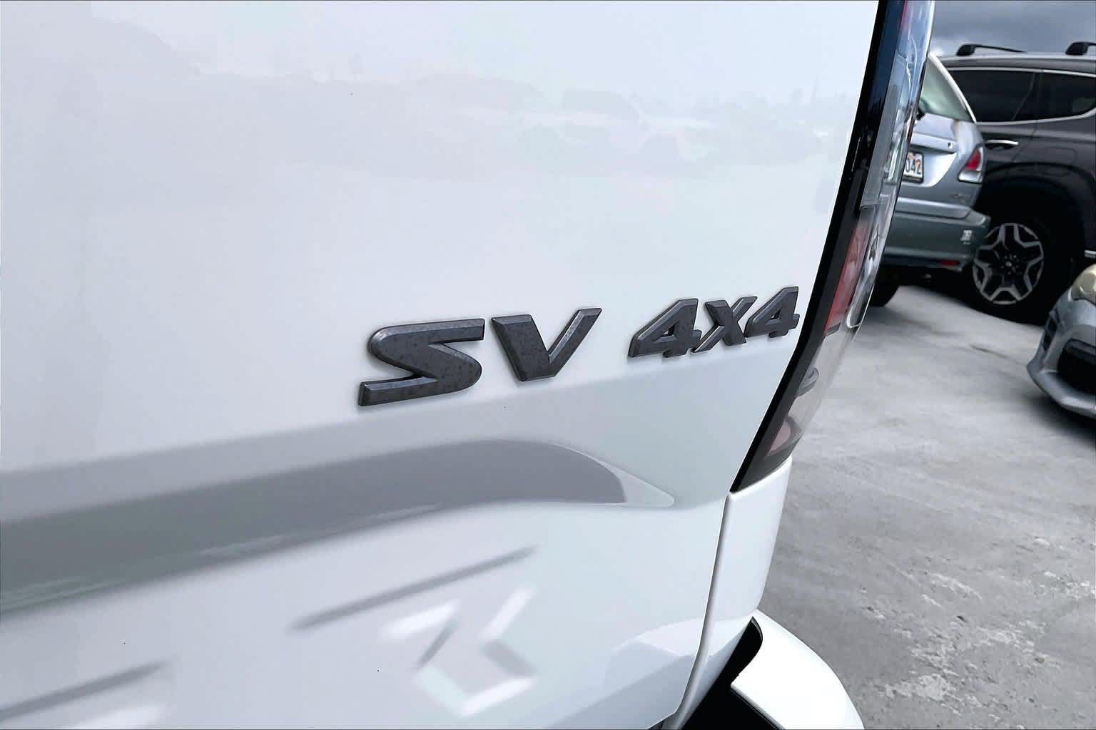 Used 2023 Nissan Frontier SV AWD/4WD image 7