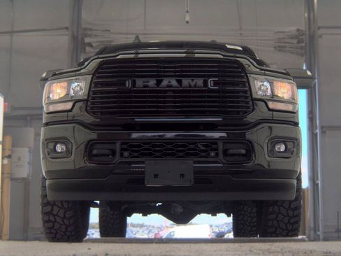Used 2019 RAM 2500 Big Horn w/ Black Appearance Package AWD/4WD image 7
