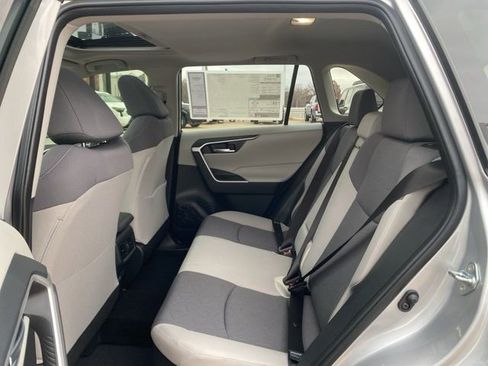 Used 2025 Toyota RAV4 XLE w/ Convenience Package image 12