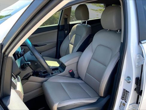 Used 2020 Hyundai Tucson Limited AWD/4WD image 21