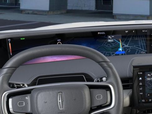 New 2026 Lincoln Nautilus Premier image 15