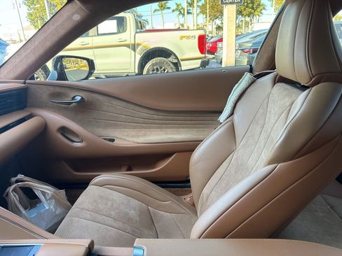 Used 2018 Lexus LC 500 Coupe image 28