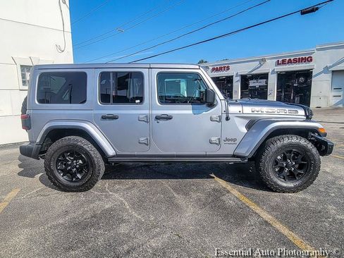 Certified 2019 Jeep Wrangler Unlimited Sahara w/ Quick Order Package 24M Moab AWD/4WD image 16